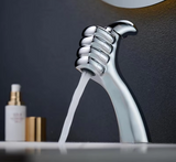 CascadeLuxe One – Wasserfall Waschtischarmatur | Massivmessing | Einhebelmischer mit Spa-Effekt