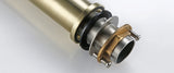 Moderne Waschbeckenarmatur mit geriffeltem Drehknopf und Mischfunktion