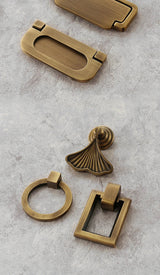 Copperlia ArcElegance Möbelgriff – Halbkreis-Schrankgriff aus Vollmessing im Antik-Copper Finish