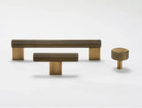 LineaForge Classic – T-Bar Möbelgriff | Massivmessing | Antik-Finish