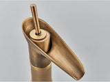 AntikFlow Waschtischarmatur Bronze – Wasserfall Wasserhahn Messing | Einhebel Mischer | Klassisches Badezimmer Highlight