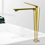 Designer Badarmatur Hoch Roségold – Waschbeckenmischer | Wasserkontrolle | Stilvolle Verarbeitung