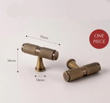 BrassLine Massiver Möbelgriff – Antik-Messing Diamond-Cut T-Bar
