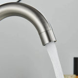 Elegante Einhebelarmatur mit Rundauslauf und Drehfunktion in Schwarznickel