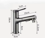 Moderne Waschbeckenarmatur mit flexiblem Auszug und integrierter Mundspülfunktion