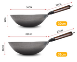 ForgeMaster – Handgeschmiedeter Reineisen-Wok mit Ergonomischem Holzgriff