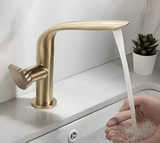 Velora SwingFlow Waschtischarmatur – Schwenkbarer Premium Wasserhahn