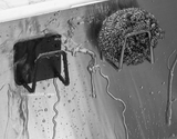 Spülbecken Organizer Edelstahl – Schwammhalter mit Haken | Selbstklebend Abtropfkorb | Küchen Zubehör