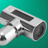 FlexiFlow 4-in-1 Küchenarmatur mit Schwenkauslauf
