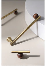 NordLuxe TimberGrip – Premium Möbelgriff & Knopf in Bronze-Messing mit Walnussholz-Akzent
