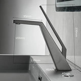 Schlichte Design-Waschtischarmatur mit Einhebelmischer