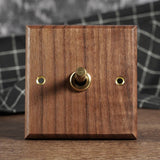 VintageWalnut Lux Switch – Massivholz Wandschalter