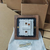 VintageWalnut Lux Switch – Massivholz Wandschalter