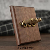 VintageWalnut Lux Switch – Massivholz Wandschalter