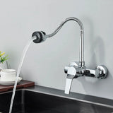 Moderne Küchenwandarmatur mit schwenkbarem Flexauslauf und Zweifach-Wasserfunktion