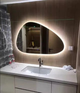 LumaArt LED-Badezimmerspiegel – Designer-Wandspiegel mit LED-Beleuchtung & Unregelmäßiger Form