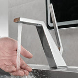 Schlichte Design-Waschtischarmatur mit Einhebelmischer