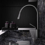 AurumLine Waschtischarmatur – Roségold Wasserhahn Messing | Schwenkbarer Waschbeckenhahn | Moderne Mischbatterie