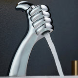 CascadeLuxe One – Wasserfall Waschtischarmatur | Massivmessing | Einhebelmischer mit Spa-Effekt