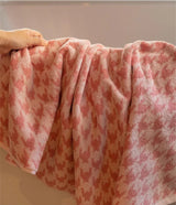 CottonHound Elegance – Vintage Gesichtstuch | 100% Baumwolle | Hahnentritt Jacquard Design