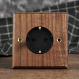 VintageWalnut Lux Switch – Massivholz Wandschalter