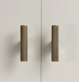 LineaForge Classic – T-Bar Möbelgriff | Massivmessing | Antik-Finish