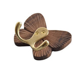 RetroButterfly Elegance – Schwarznuss Wandhaken mit Schmetterlings-Design