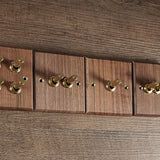 VintageWalnut Lux Switch – Massivholz Wandschalter