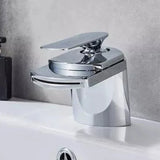 Wasserfall Waschtischarmatur aus Messing