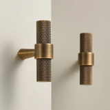 BrassLine Art Deco T-Bar Möbelgriff – Massives Messing im Retro