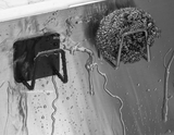 KüchenFix Edelstahl-Spülhalter – Selbstklebender Organizer