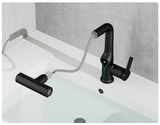 Moderne Waschbeckenarmatur mit Wasserfallfunktion, Temperaturanzeige und flexiblem Auszug