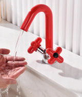 ChromFlow Duo Waschbeckenarmatur – Drehbarer Premium Wasserhahn